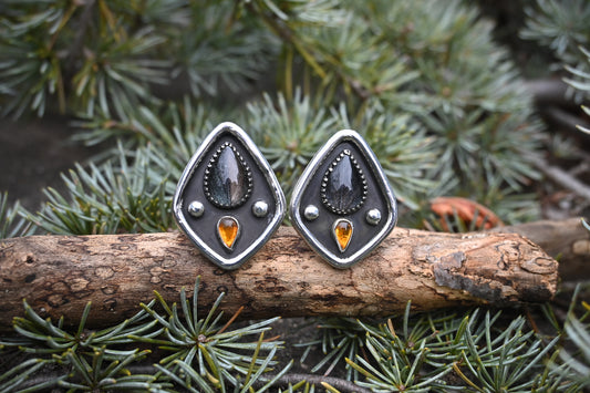 Starling Feather & Amber Ring