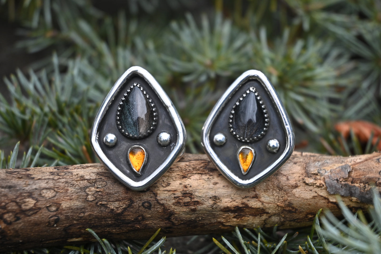 Starling Feather & Amber Ring