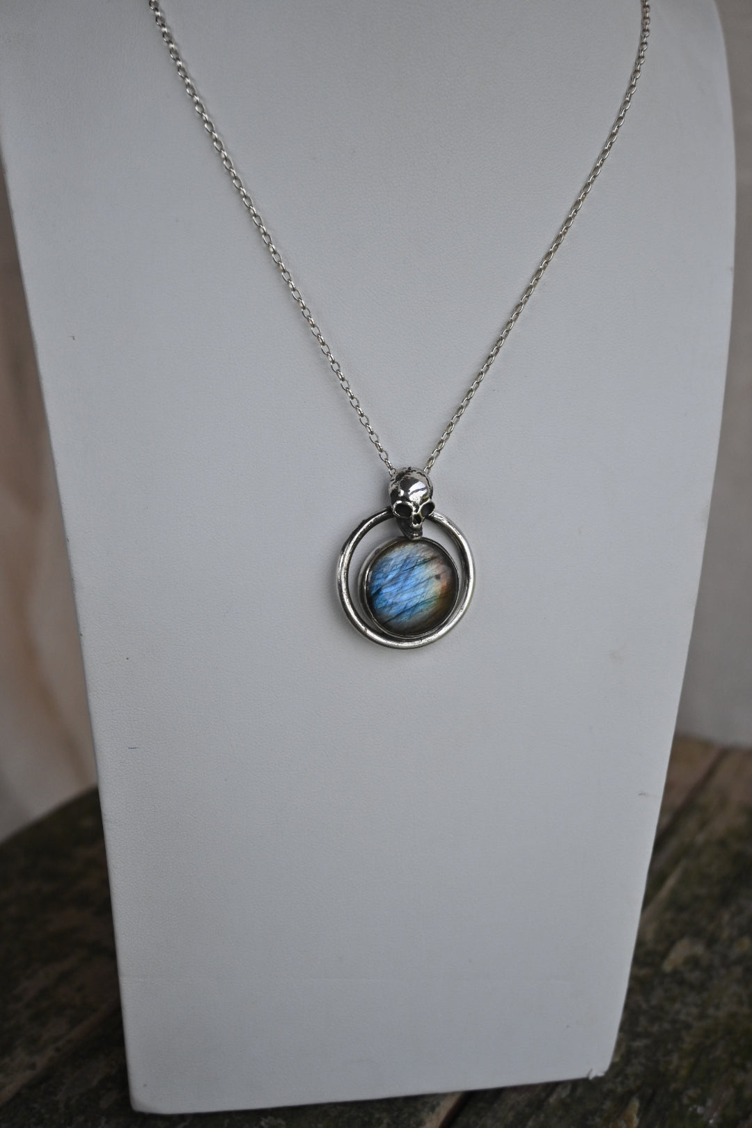 Dark Horizon Necklace