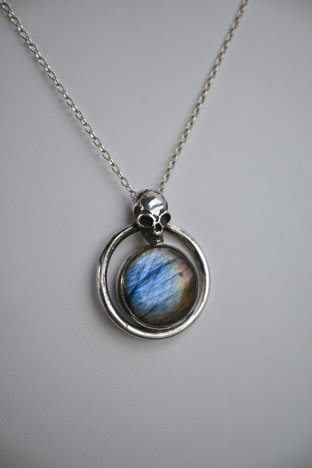 Dark Horizon Necklace