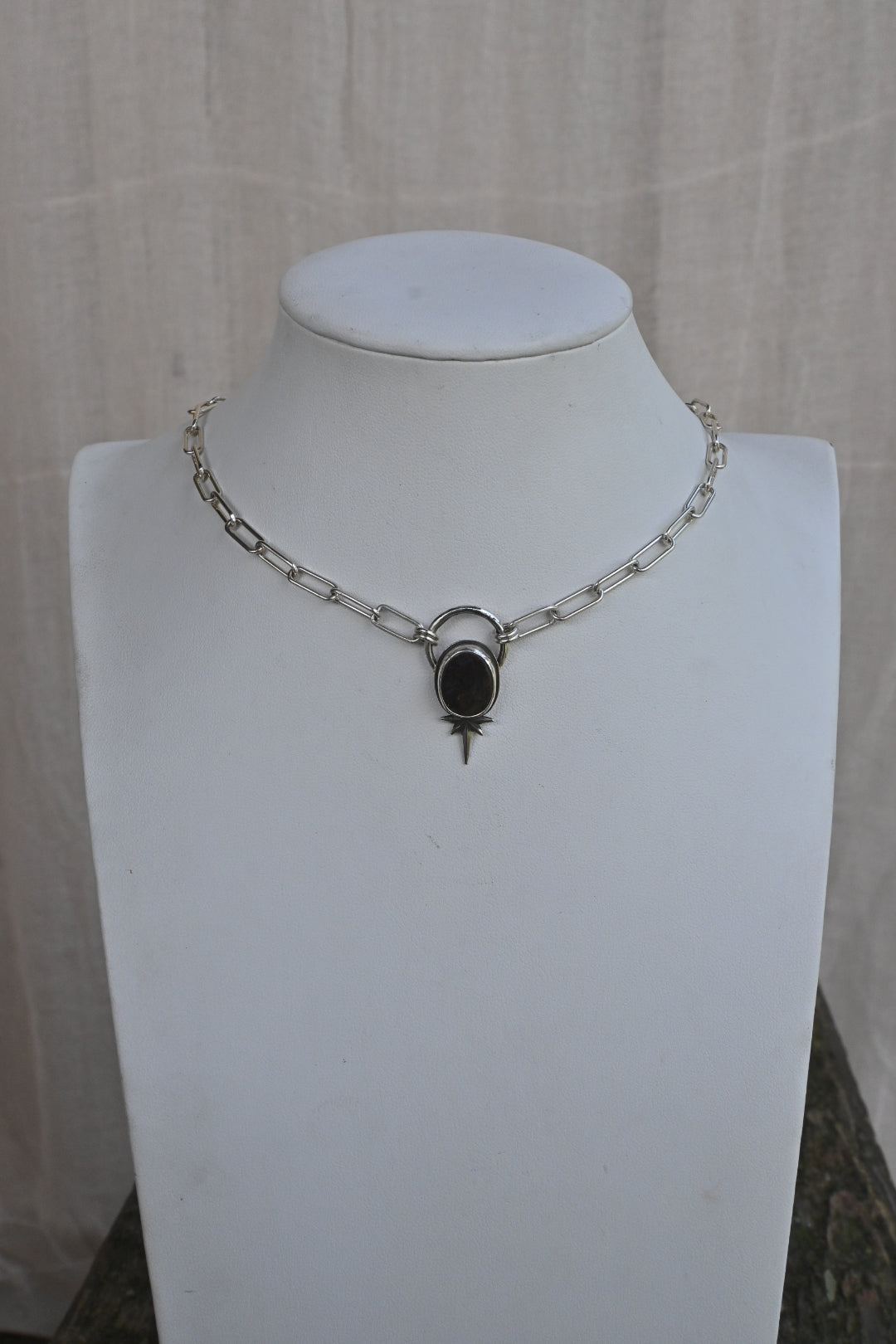 Polaris Choker