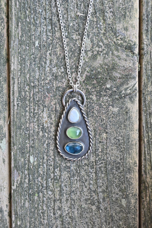 Salt-Blooded Necklace