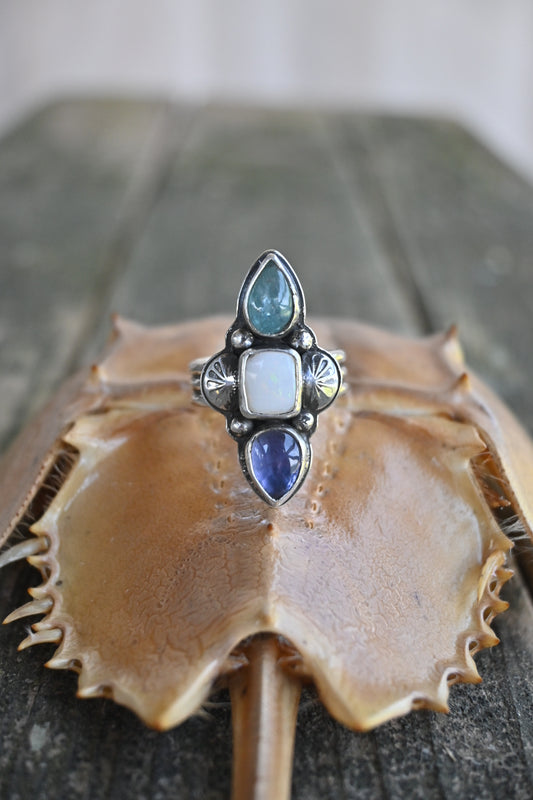 Seafoam Queen Ring