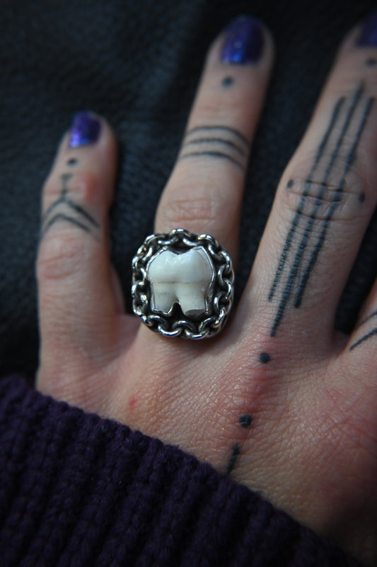 Tooth Ring