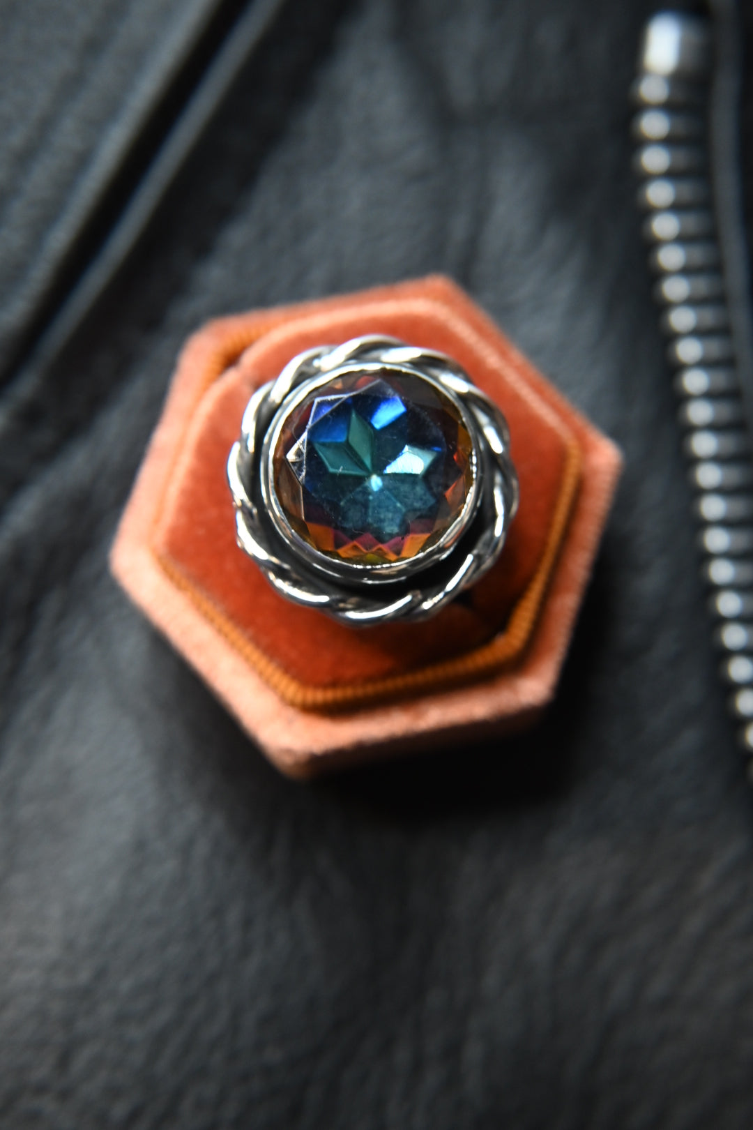 Dark Orbit Ring