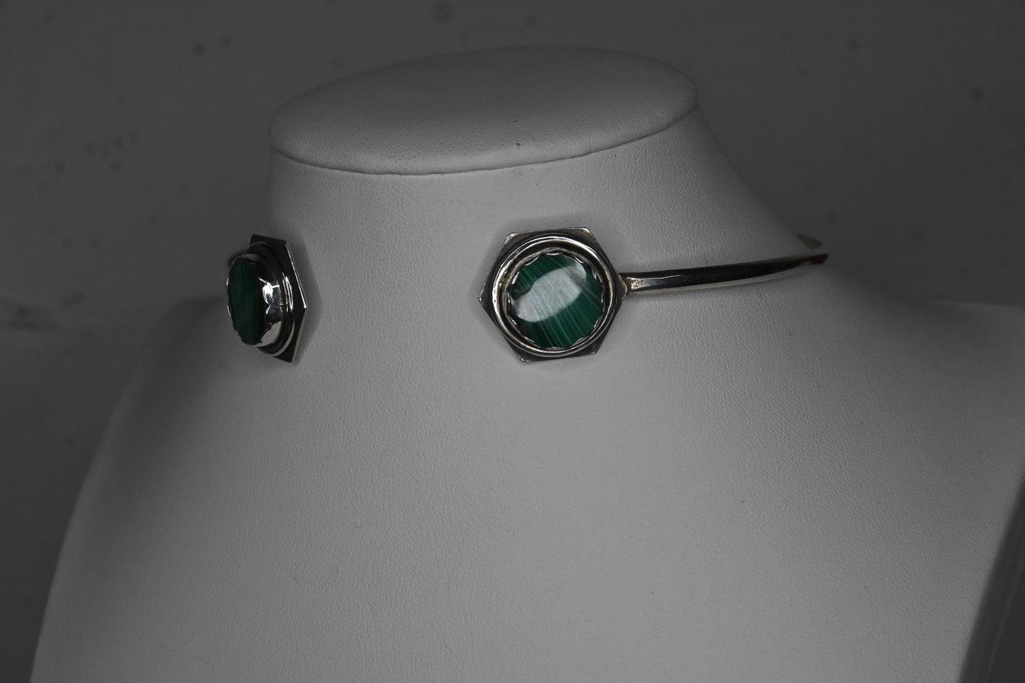 Malachite Neck Torc
