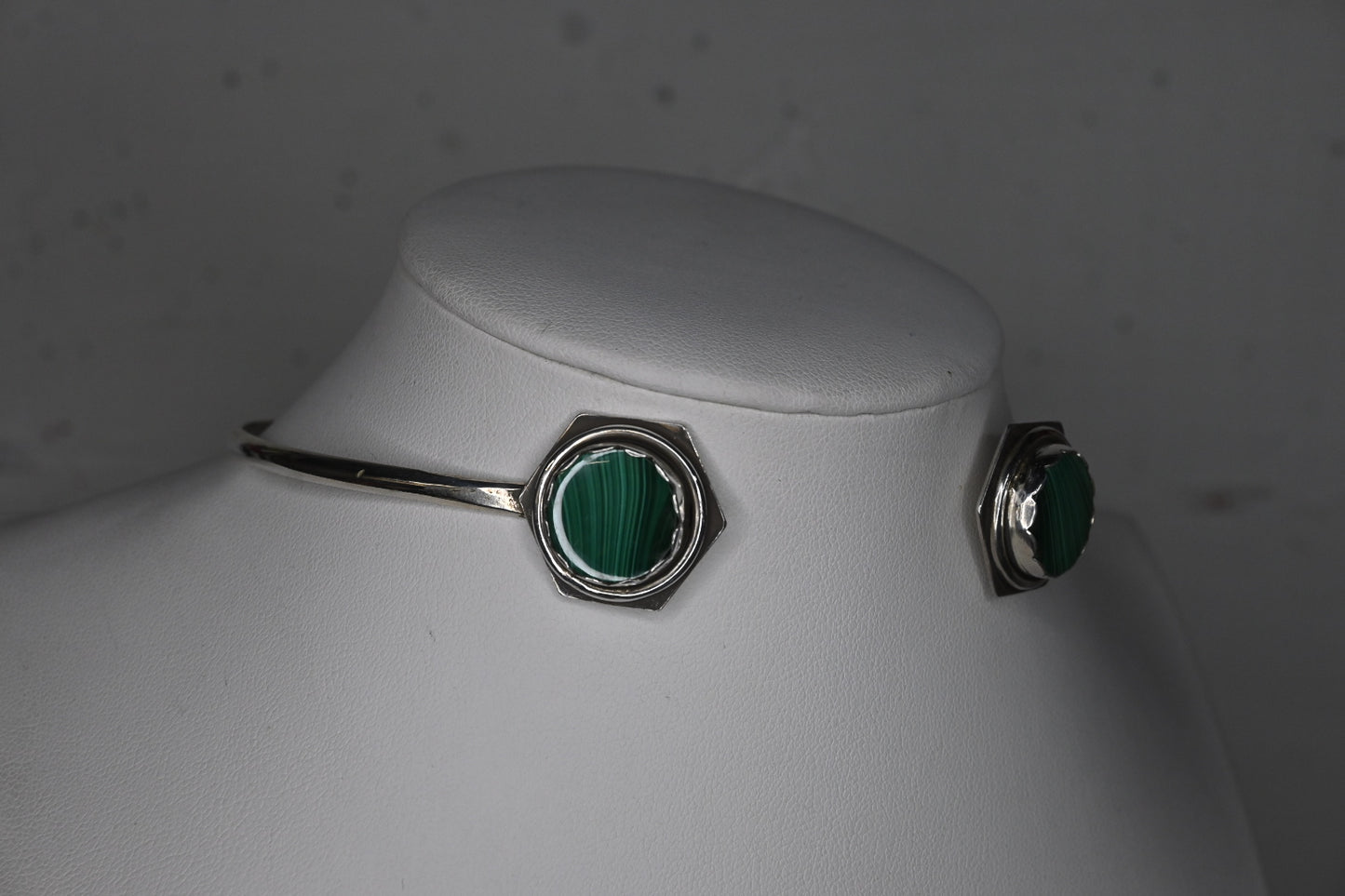 Malachite Neck Torc