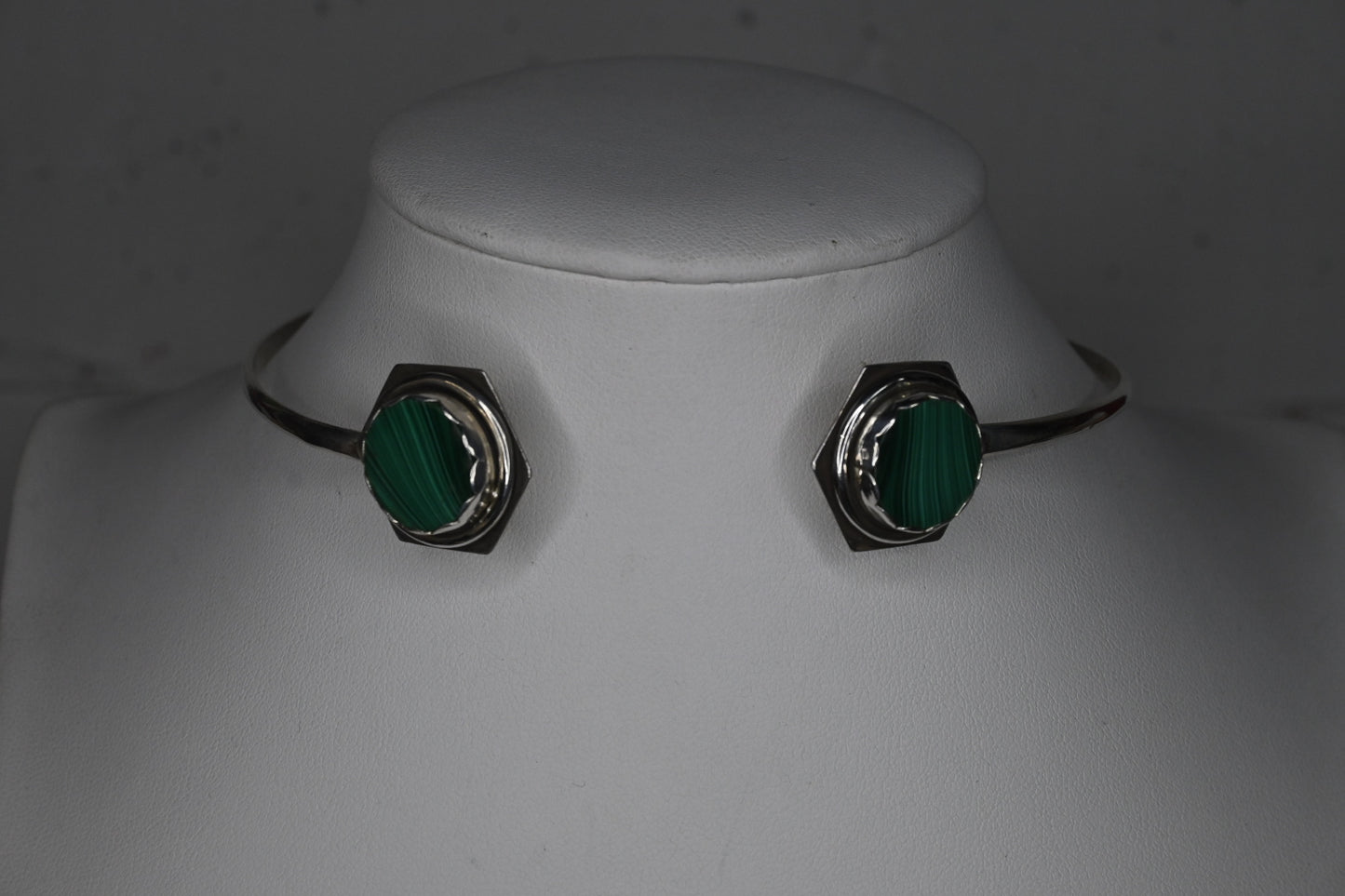 Malachite Neck Torc