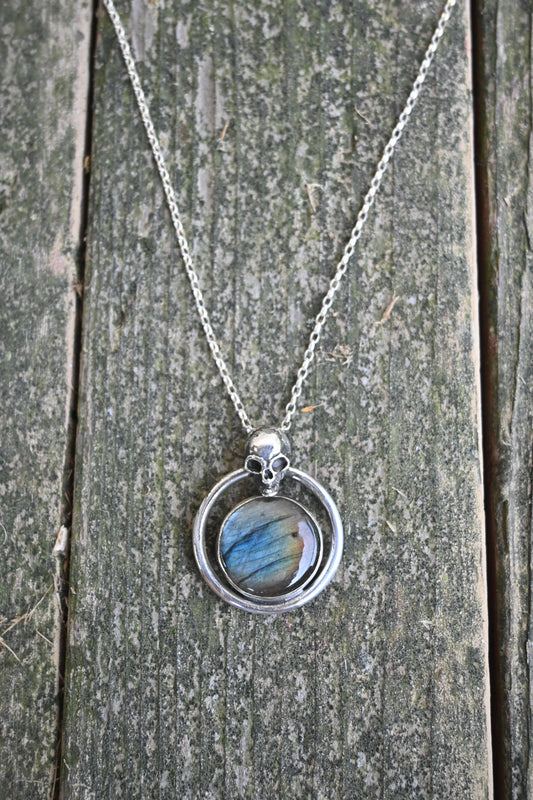 Dark Horizon Necklace